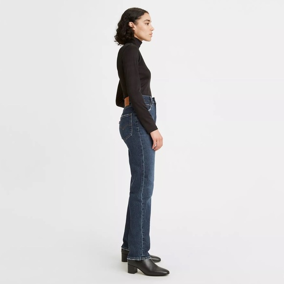 Levi’s Premium 70’s High Rise Slim Straight Jeans In Sonoma Hills Dark Wash - Picture 7 of 9